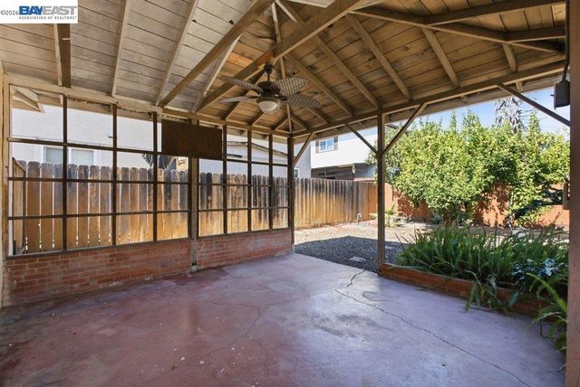 33612 8Th St, Union City, CA 94587