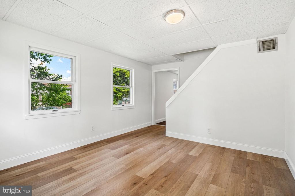 541 WICKER AVE, Bensalem, PA 19020