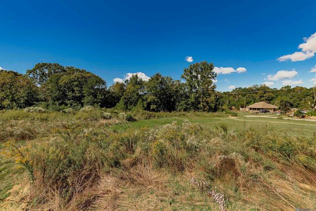 2452 Gore Rd, Baton Rouge, LA 70807