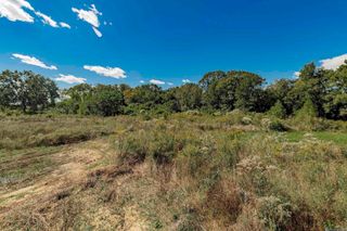 2452 Gore Rd, Baton Rouge, LA 70807