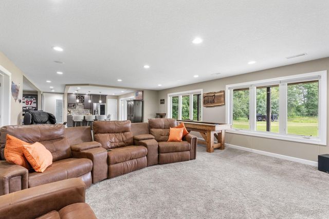 16479 Kiska Street NE, Ham Lake, MN 55304