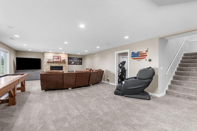 16479 Kiska Street NE, Ham Lake, MN 55304