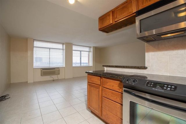 7520 Hornwood Drive 808, Houston, TX 77036