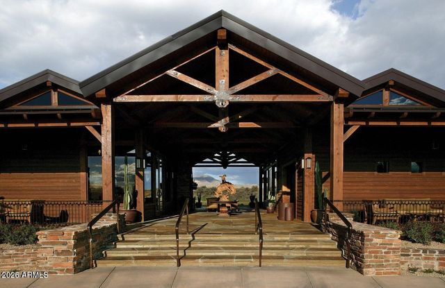 39221 N 104TH Place 10, Scottsdale, AZ 85262