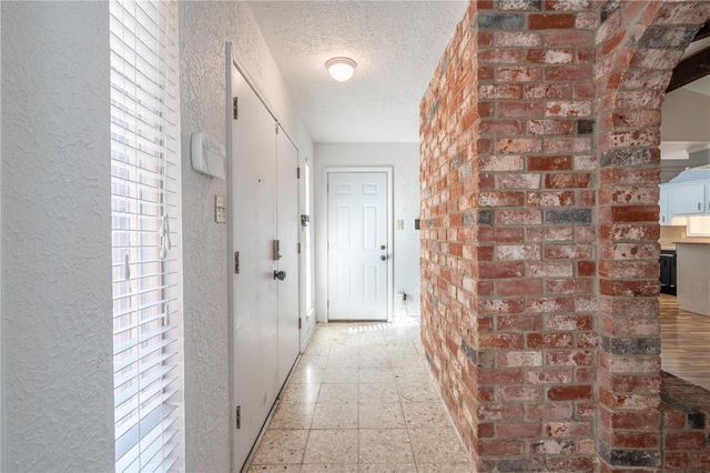 13727 Oleoke Lane, Houston, TX 77015