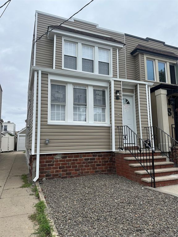 6918 69th Street, Ridgewood, NY 11385 — photo 2