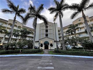 10700 NW 66th St 411, Doral, FL 33178