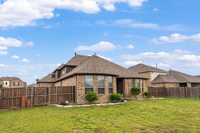 1324 Sandpiper Drive, Forney, TX 75126