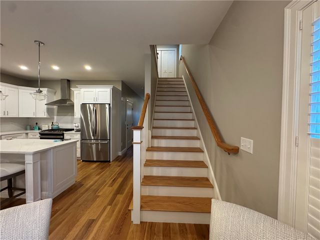 25 Franklin Road 1, East Greenwich, RI 02818