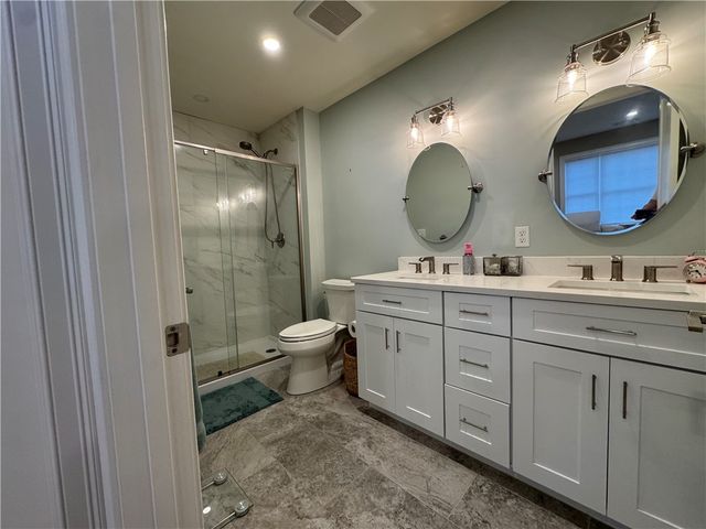 25 Franklin Road 1, East Greenwich, RI 02818