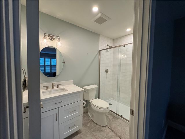 25 Franklin Road 1, East Greenwich, RI 02818