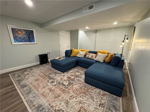 25 Franklin Road 1, East Greenwich, RI 02818