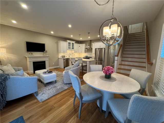 25 Franklin Road 1, East Greenwich, RI 02818