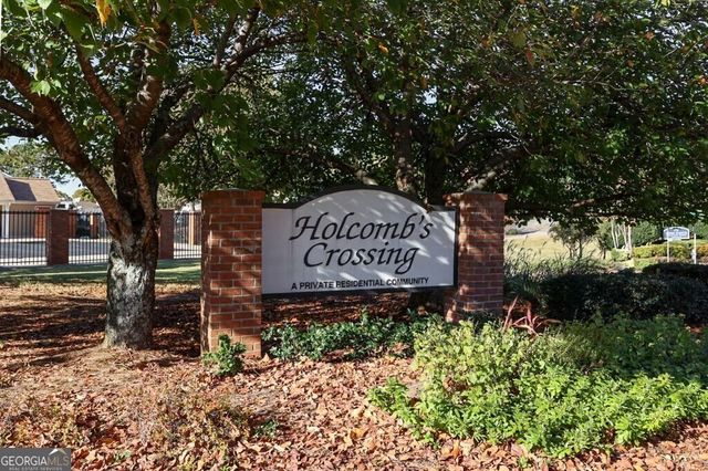 189 Holcomb Ferry Road, Roswell, GA 30076
