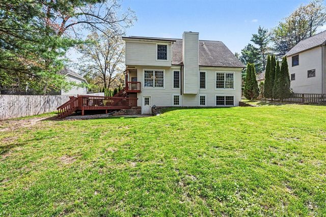 4696 Forest Creek Drive, Kalamazoo, MI 49009