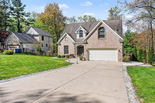 4696 Forest Creek Drive, Kalamazoo, MI 49009