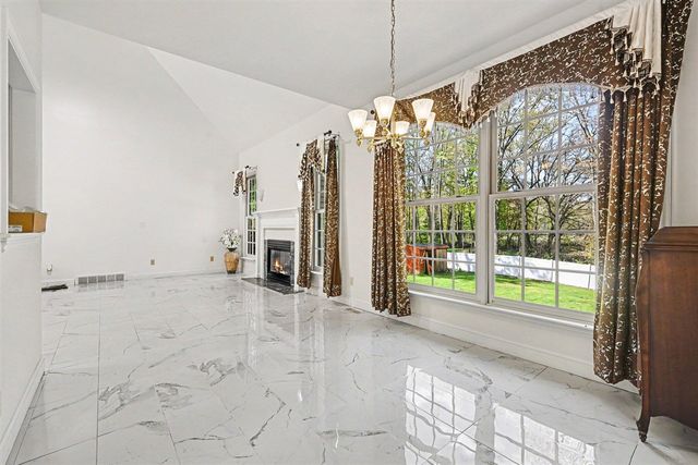 4696 Forest Creek Drive, Kalamazoo, MI 49009