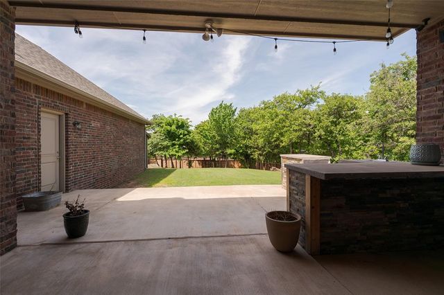 12475 Stone Hill Drive, Guthrie, OK 73044