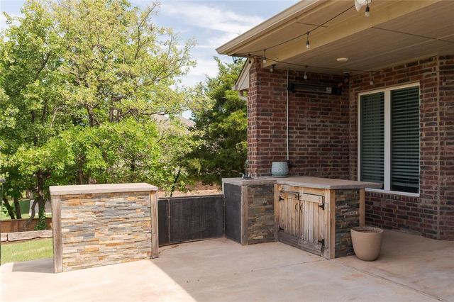 12475 Stone Hill Drive, Guthrie, OK 73044