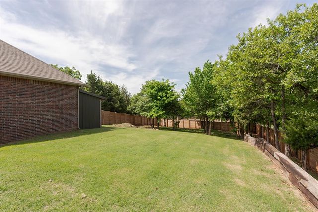 12475 Stone Hill Drive, Guthrie, OK 73044