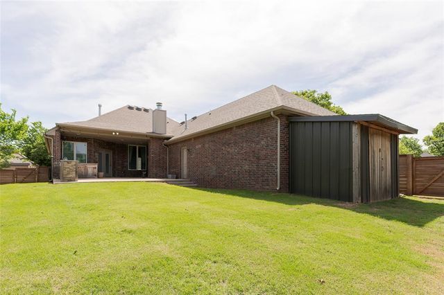 12475 Stone Hill Drive, Guthrie, OK 73044