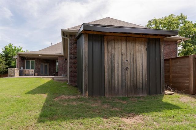 12475 Stone Hill Drive, Guthrie, OK 73044