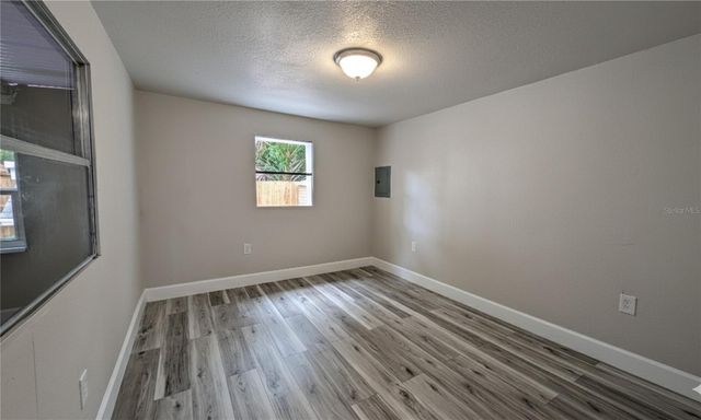 9761 LAKE DRIVE, Weeki Wachee, FL 34613