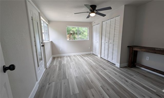 9761 LAKE DRIVE, Weeki Wachee, FL 34613