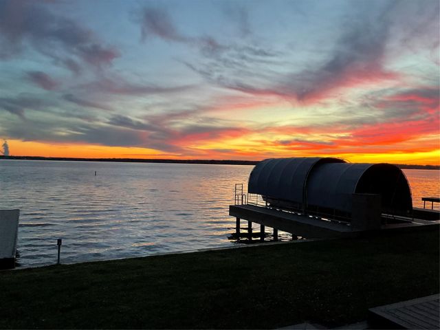 2 Regency Point, Conroe, TX 77356