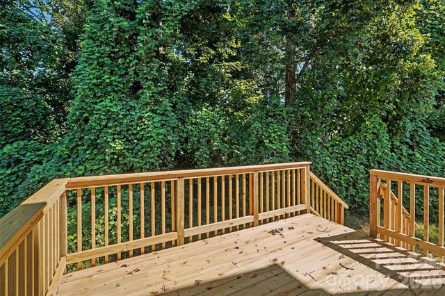 145 High Bluff Circle, Mooresville, NC 28115
