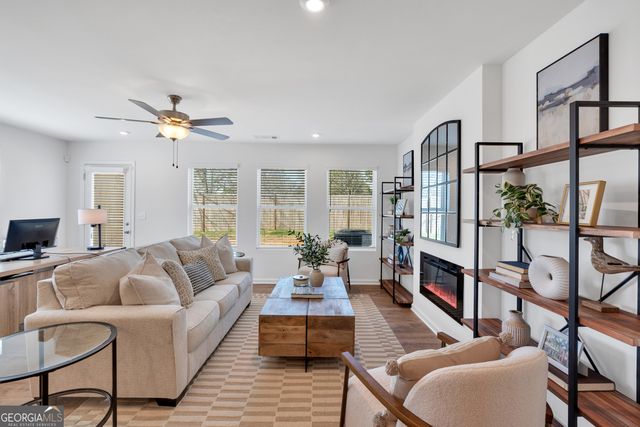 109 Village Green Drive, Adairsville, GA 30103