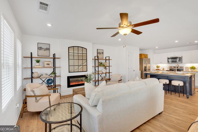 109 Village Green Drive, Adairsville, GA 30103