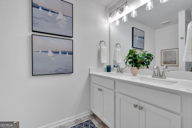 109 Village Green Drive, Adairsville, GA 30103