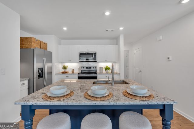 109 Village Green Drive, Adairsville, GA 30103