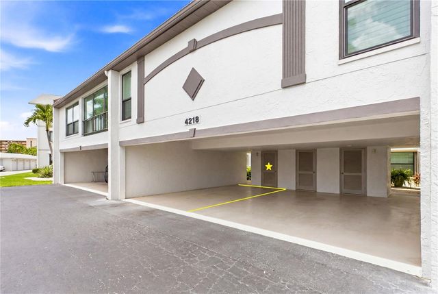 4218 SE 20TH PLACE D5, Cape Coral, FL 33904