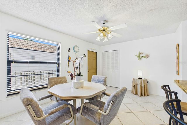 4218 SE 20TH PLACE D5, Cape Coral, FL 33904