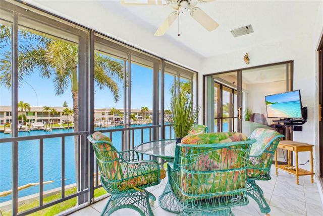 4218 SE 20TH PLACE D5, Cape Coral, FL 33904