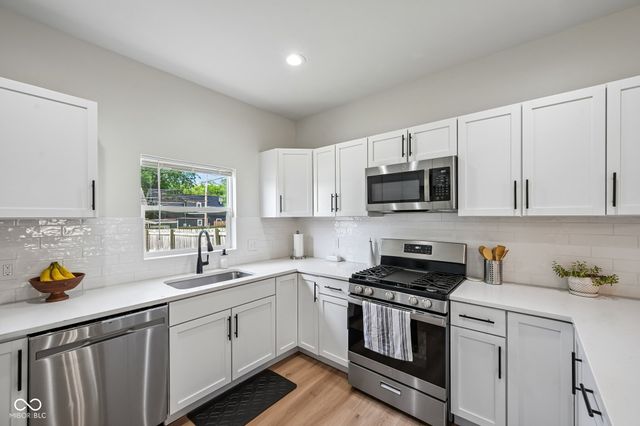945 E Minnesota Street, Indianapolis, IN 46203