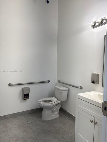 9620 Stirling Rd 103, Cooper City, FL 33024