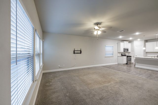 7813 Cottonwood Drive, Greenville, TX 75402