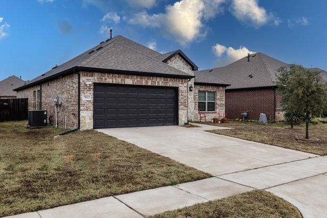 7813 Cottonwood Drive, Greenville, TX 75402