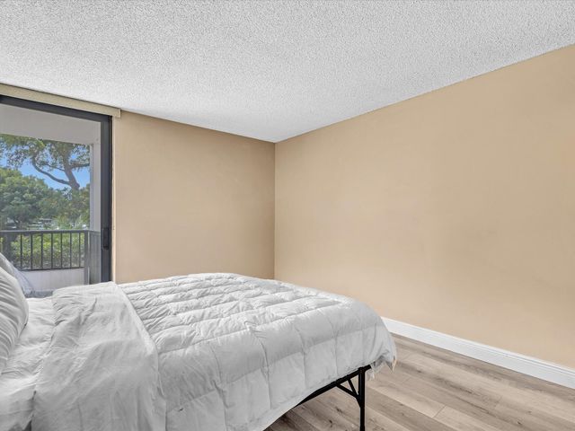 1350 River Reach Drive 111, Fort Lauderdale, FL 33315