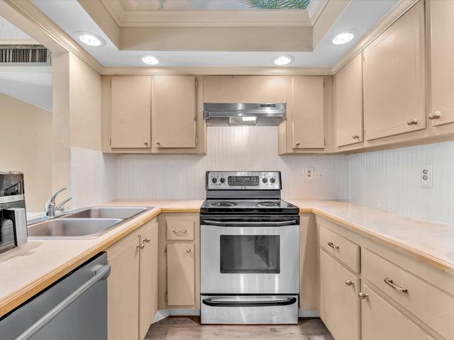 1350 River Reach Drive 111, Fort Lauderdale, FL 33315