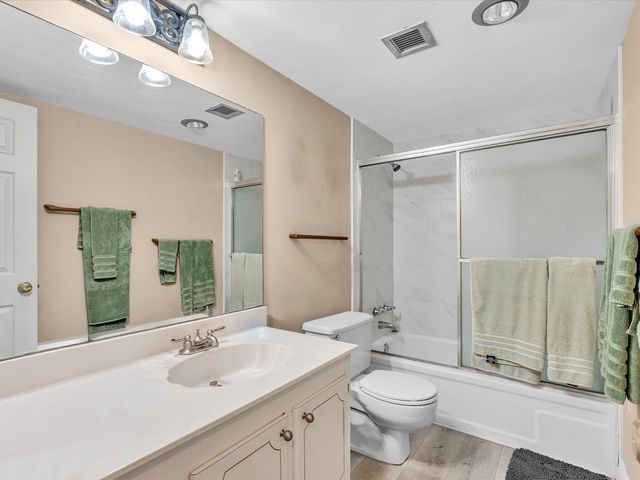 1350 River Reach Drive 111, Fort Lauderdale, FL 33315