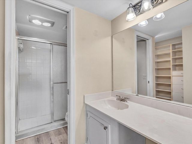 1350 River Reach Drive 111, Fort Lauderdale, FL 33315