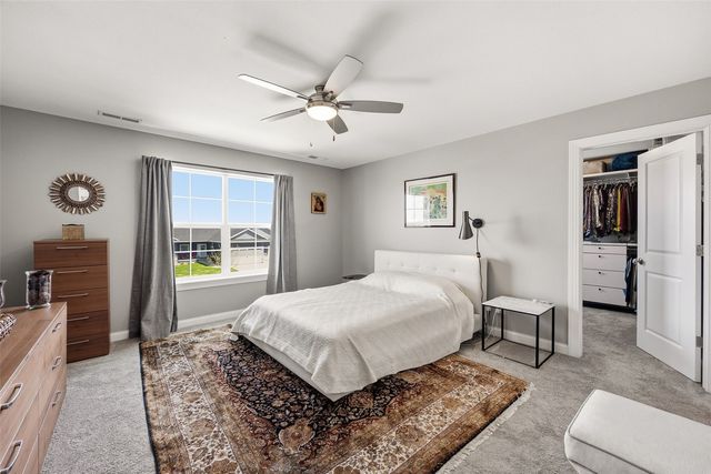 2408 Nature Ridge Drive NW, Palo, IA 52324