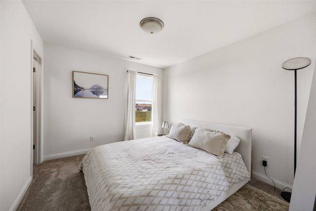 2408 Nature Ridge Drive NW, Palo, IA 52324