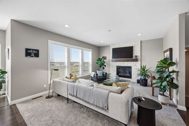 2408 Nature Ridge Drive NW, Palo, IA 52324
