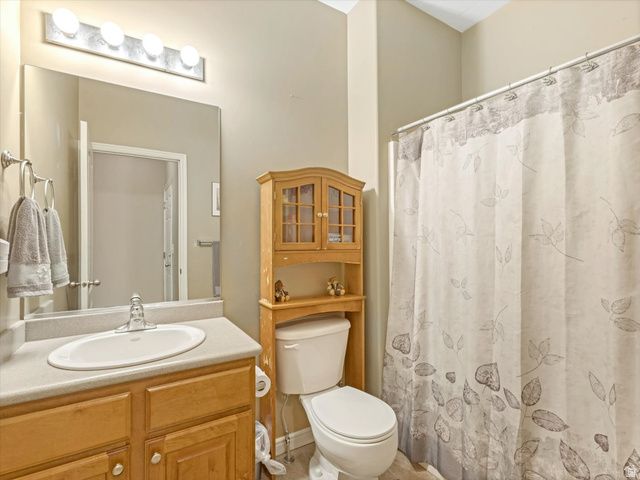 4012 W HEIDELBERG LN, West Jordan, UT 84084