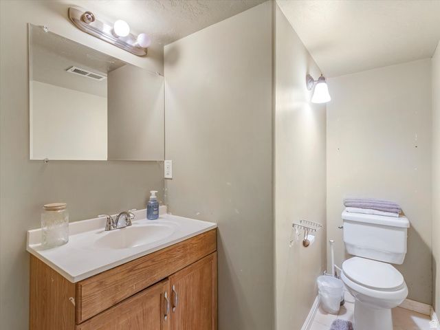 4012 W HEIDELBERG LN, West Jordan, UT 84084